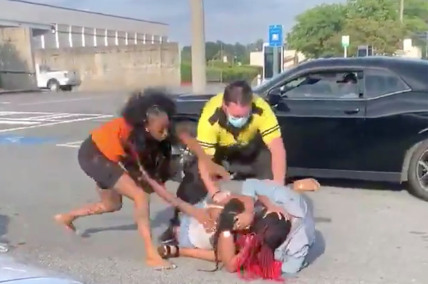 Brawl outside Cumberland Mall in Atlanta GA